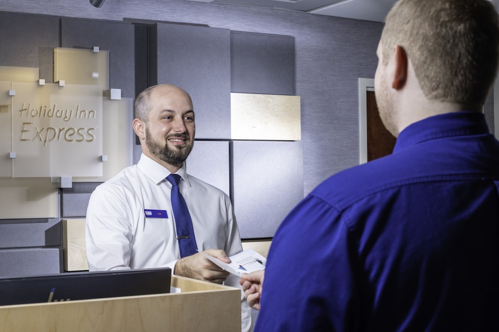 holiday inn express clayton by ihg