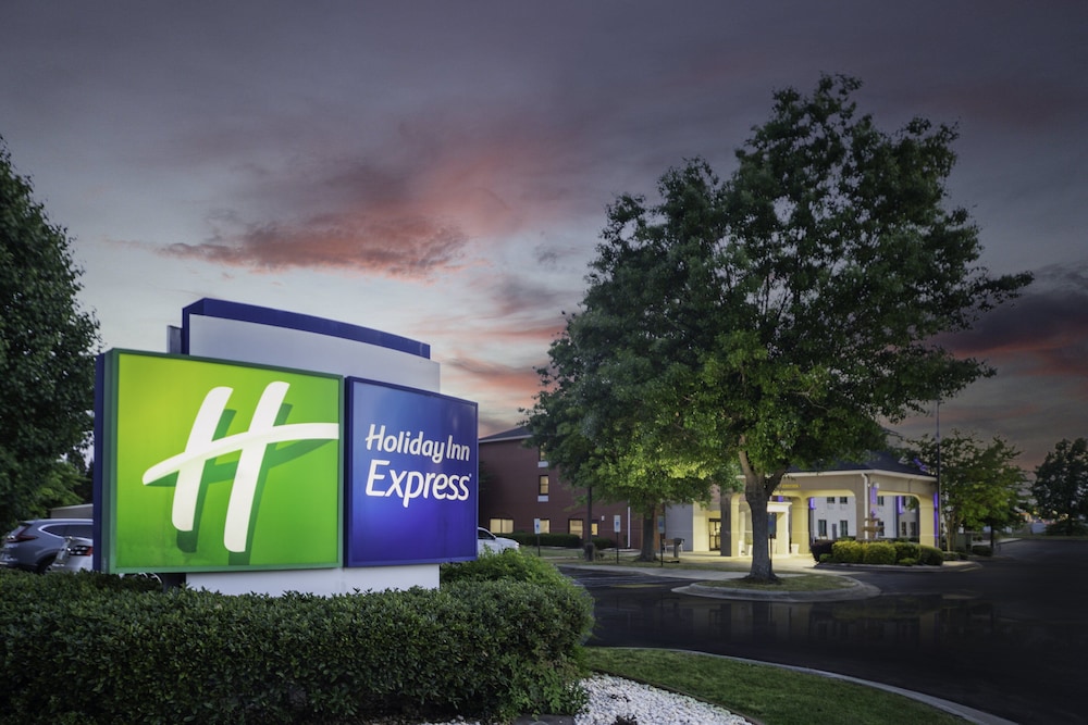 holiday inn express clayton by ihg