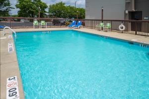 holiday inn express clayton by ihg