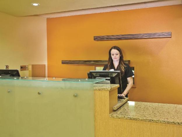 la quinta inn and suites by wyndham helena