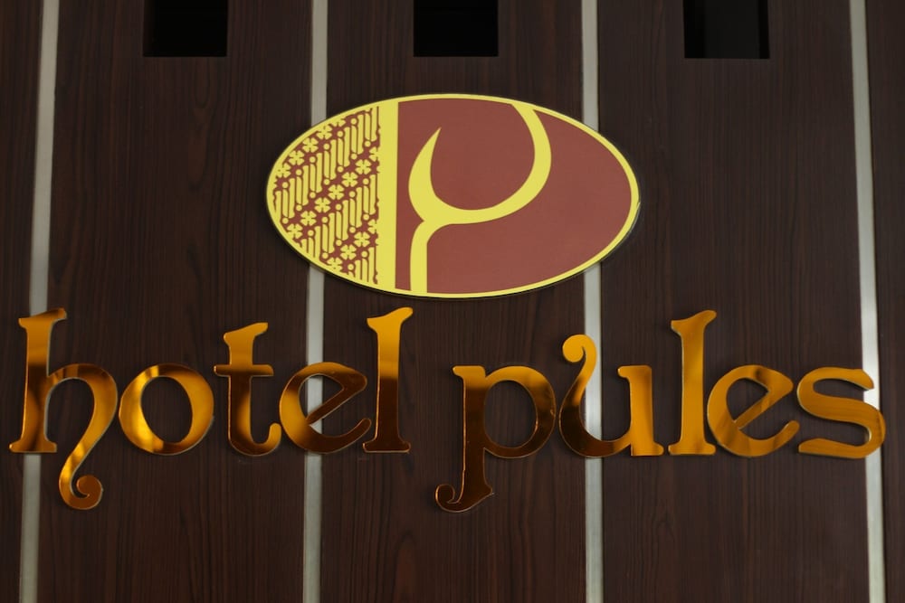 hotel pules