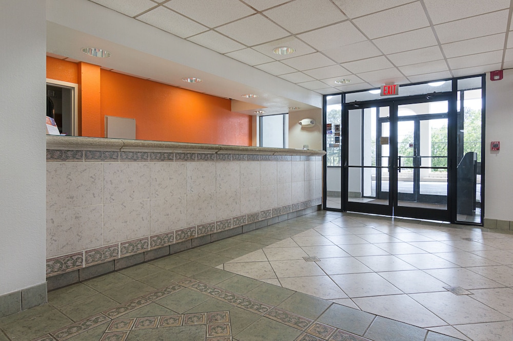 motel 6 newnan ga