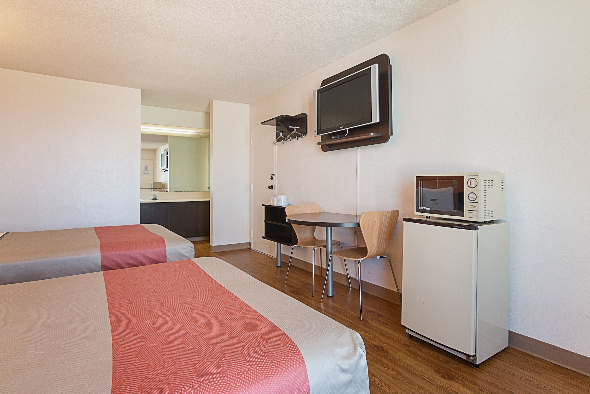 motel 6 newnan ga