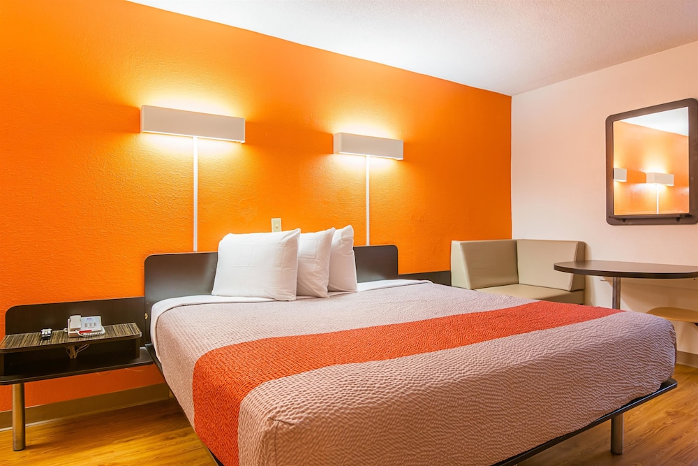 motel 6 newnan ga
