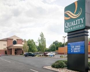 Quality Inn & Suites Niles,Kalamazoo>>Berrien County,3 star