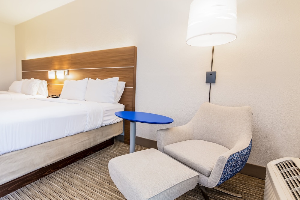 holiday inn express orange beach by ihg