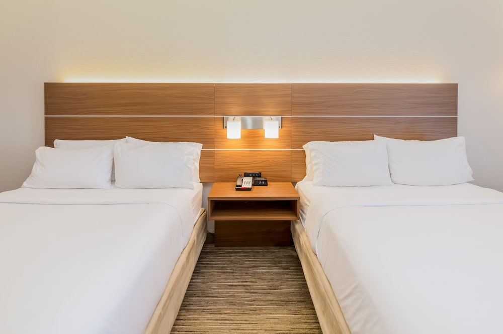 holiday inn express orange beach by ihg