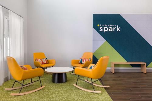 spark by hilton santa nella on i 5