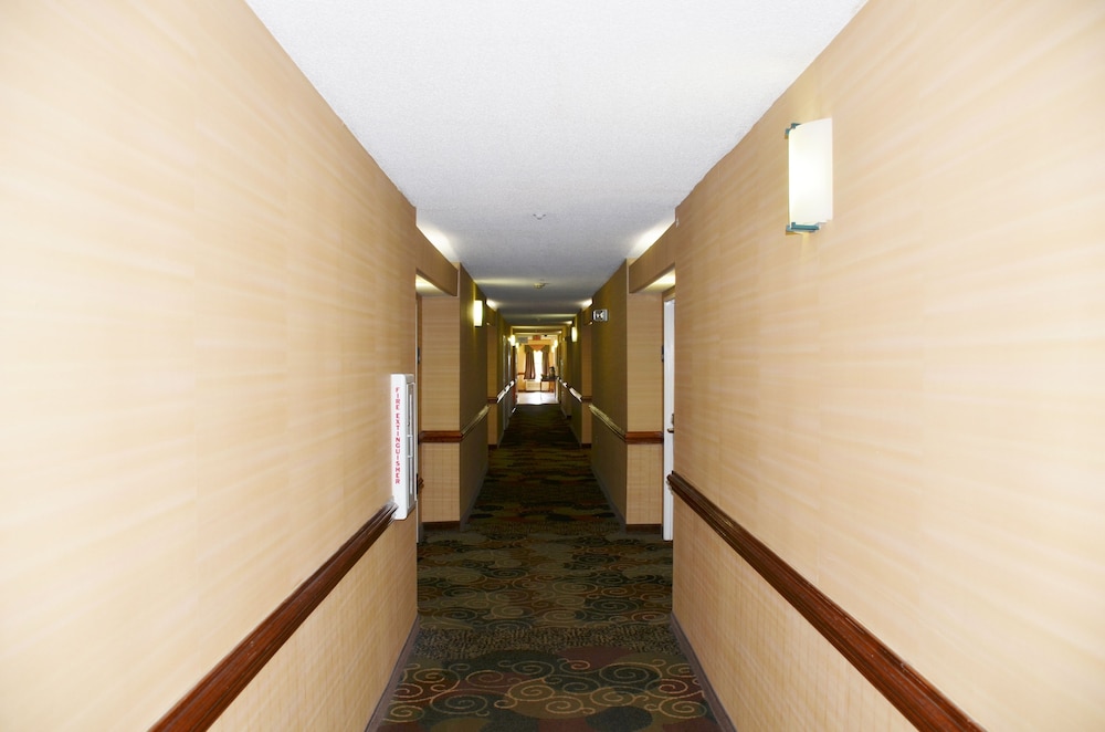 red roof inn washington nc
