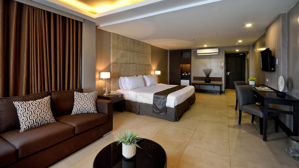 Hotel Del Rio,Iloilo City>>Iloilo,3 star
