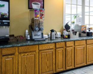 rodeway inn colonial heights i 95