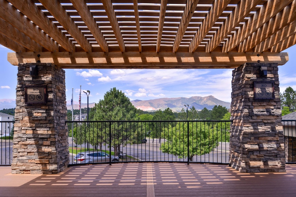 best western plus peak vista inn and suites