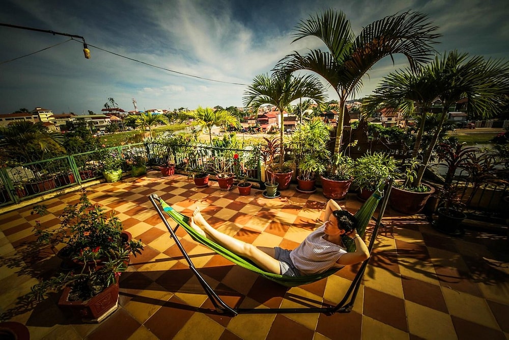 siem reap riverside hotel