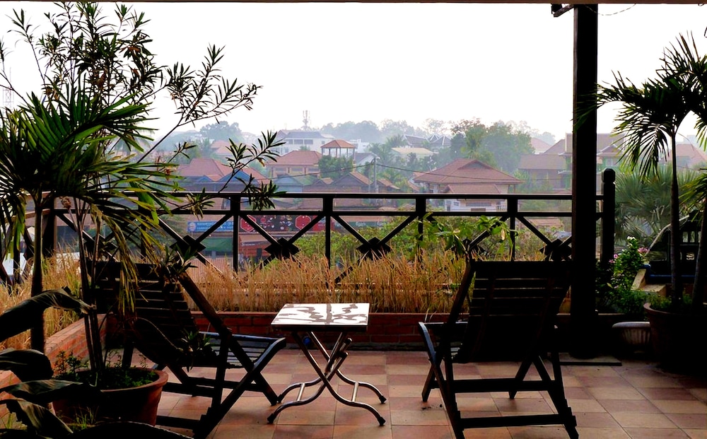 siem reap riverside hotel