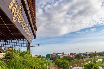 siem reap riverside hotel