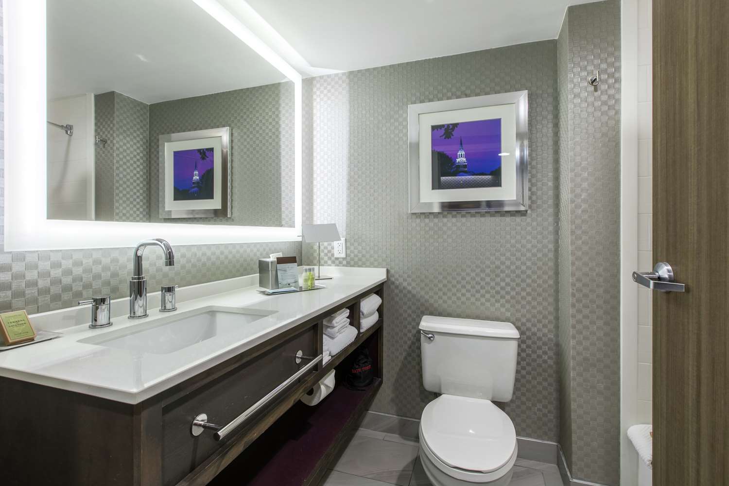 doubletree by hilton winston salem university
