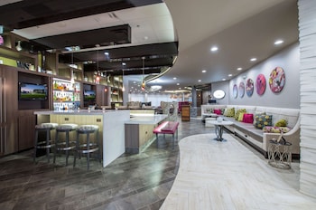 Doubletree By Hilton Winston Salem - University,Forsyth County>>Charlotte,4 star