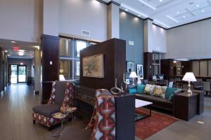 hampton inn and suites columbus university area