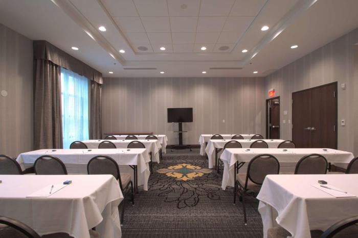 hampton inn and suites columbus university area