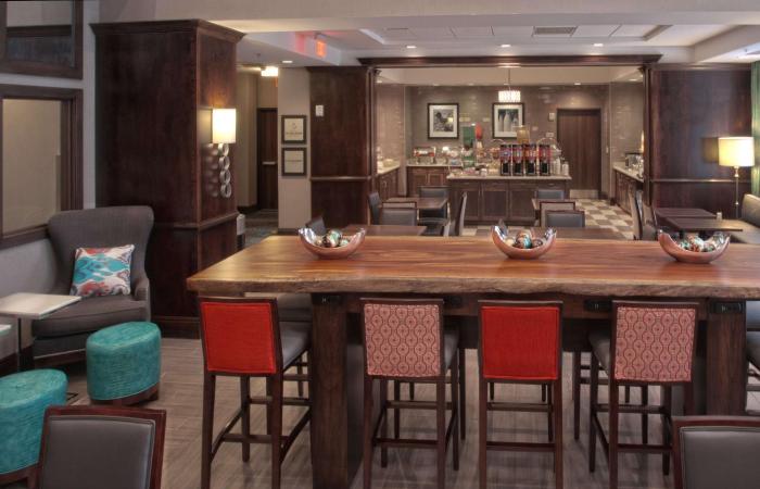 hampton inn and suites columbus university area