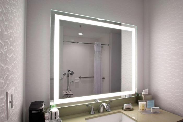 hampton inn and suites columbus university area