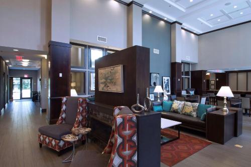 hampton inn and suites columbus university area