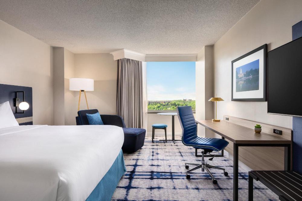 crowne plaza college park washington dc by ihg