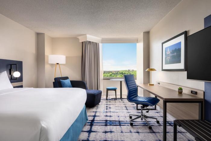 crowne plaza college park washington dc by ihg