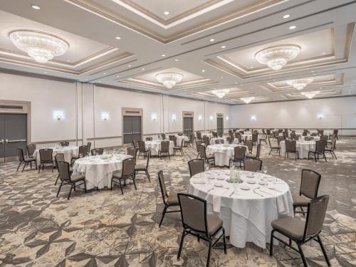 crowne plaza college park washington dc by ihg