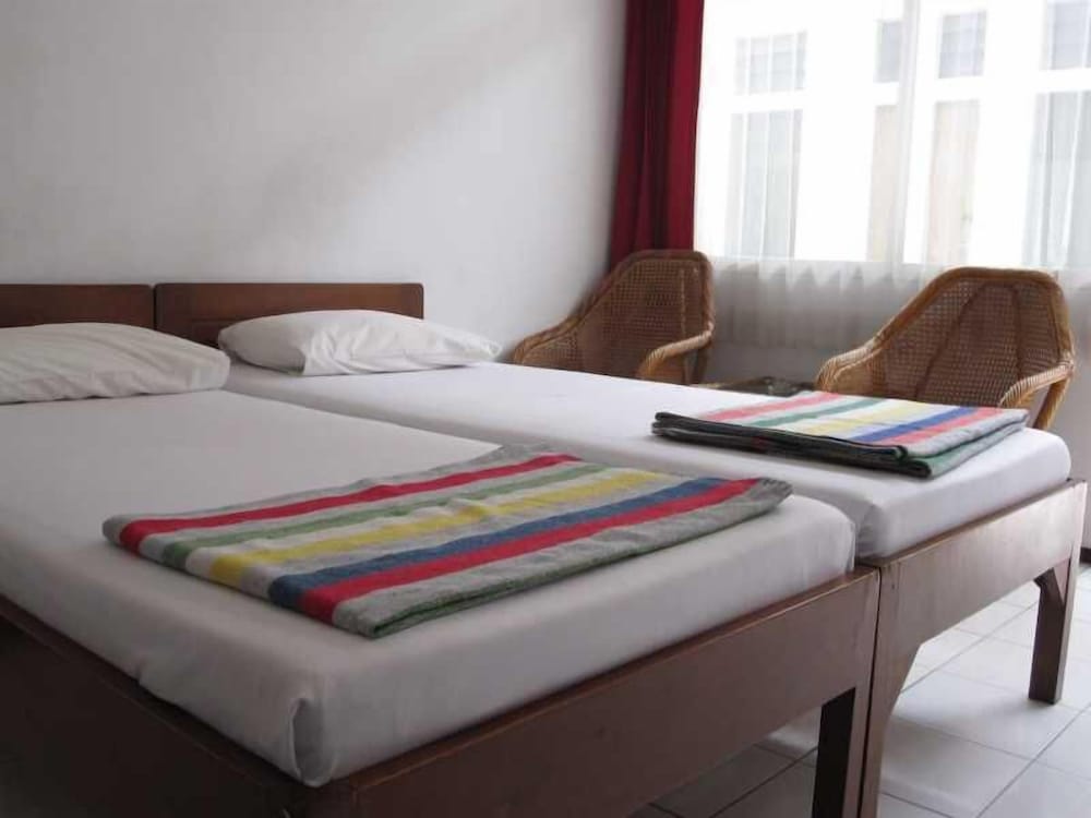 hotel tosari
