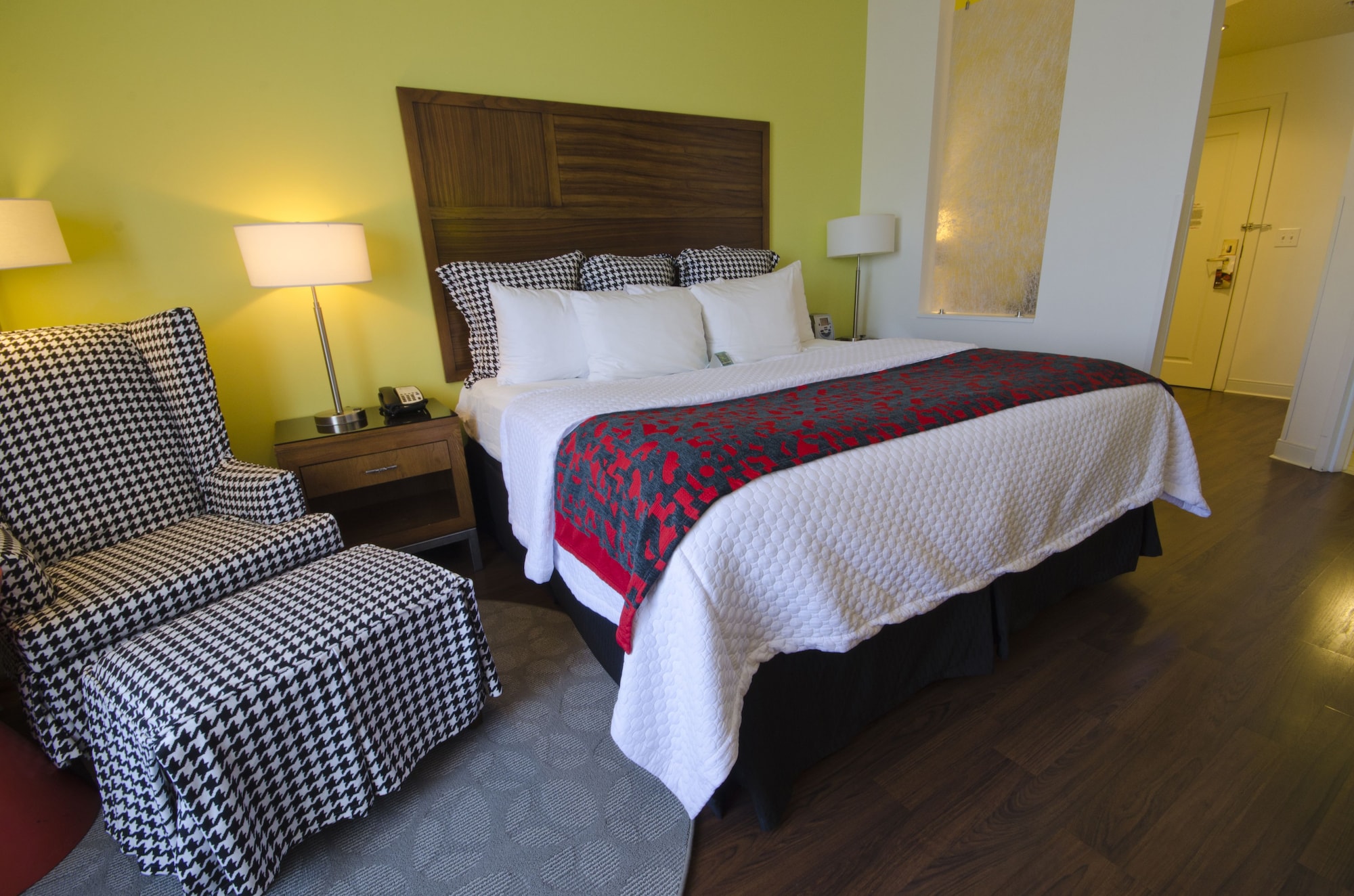 hotel indigo columbus architectural center by ihg