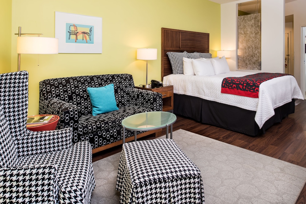 hotel indigo columbus architectural center by ihg