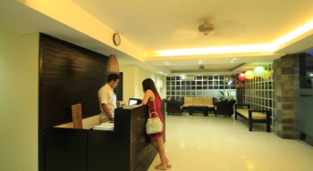 kuta airport insta hotel