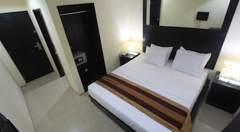 kuta airport insta hotel