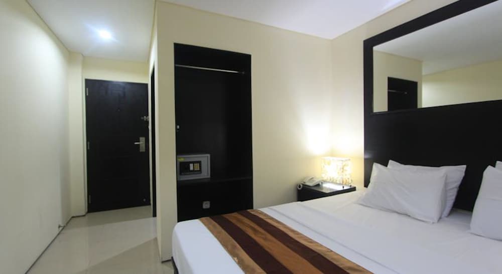 kuta airport insta hotel