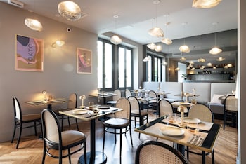 Hebe Hotel,Near Annecy Castle,4 star