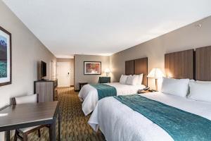 lexington hotel cliffbreakers riverside resort