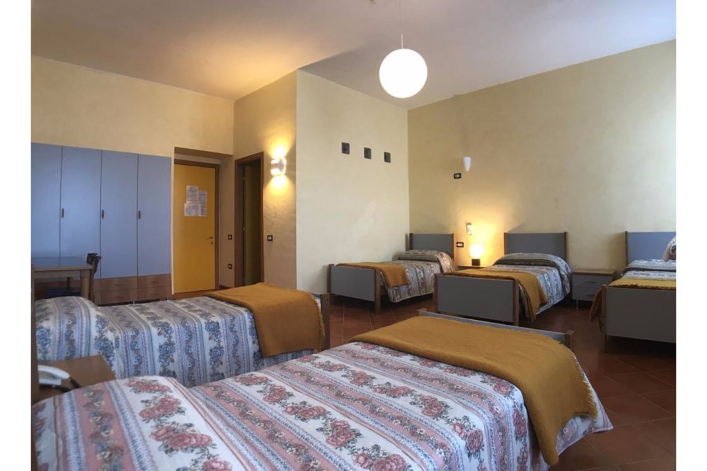 Casa Del Pellegrino,Ceranesi>>Campomorone,3 star