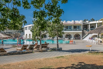 giannoulis almyra hotel and village