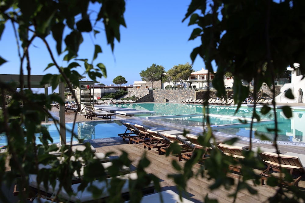 giannoulis almyra hotel and village