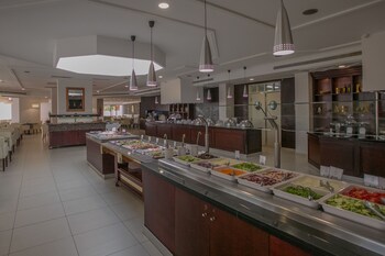 giannoulis almyra hotel and village