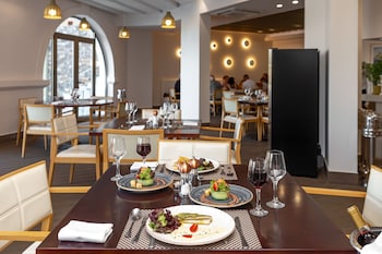 giannoulis almyra hotel and village