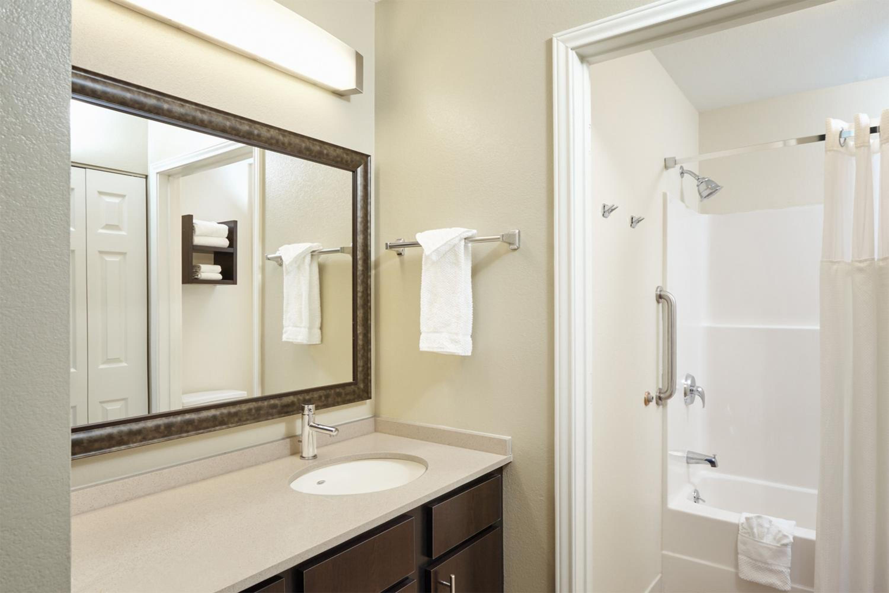 staybridge suites chicago glenview by ihg