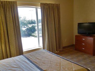 Extended Stay America Select Suites Wilkes Barre Scranton,Lackawanna County>>Crystal Lake,3 star