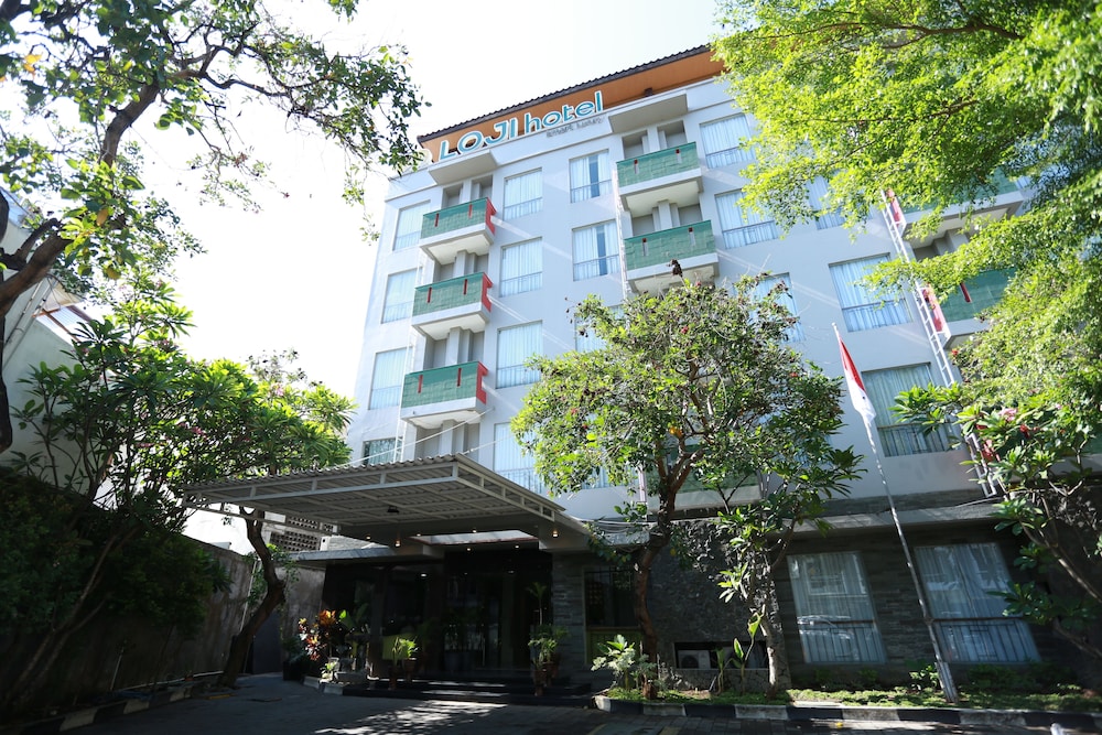 loji hotel solo by wstay