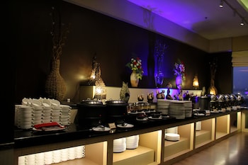 hotel aria gajayana malang