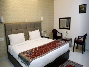 hotel idea inn agra subrata rd