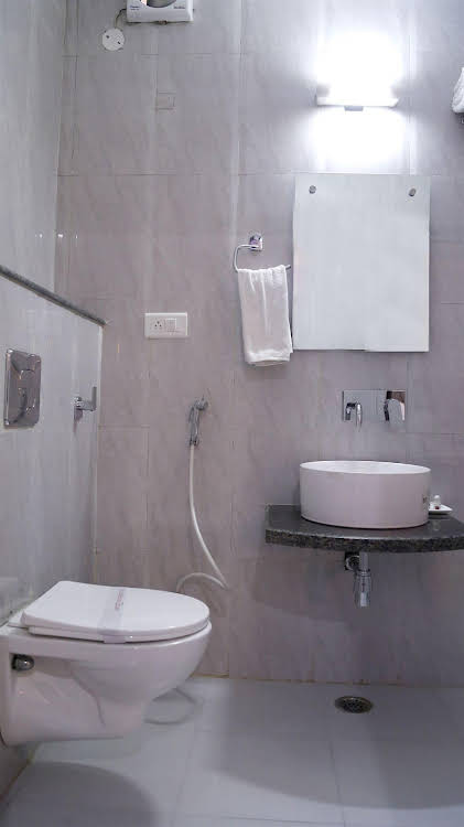hotel idea inn agra subrata rd