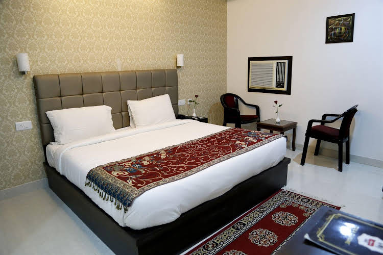 hotel idea inn agra subrata rd
