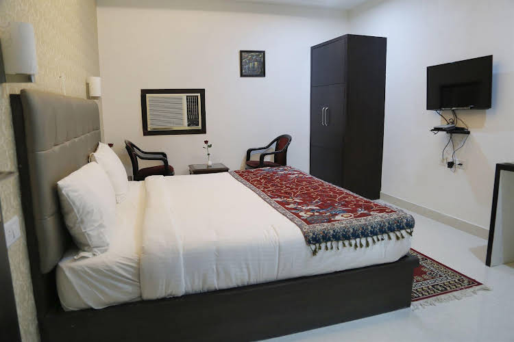 hotel idea inn agra subrata rd